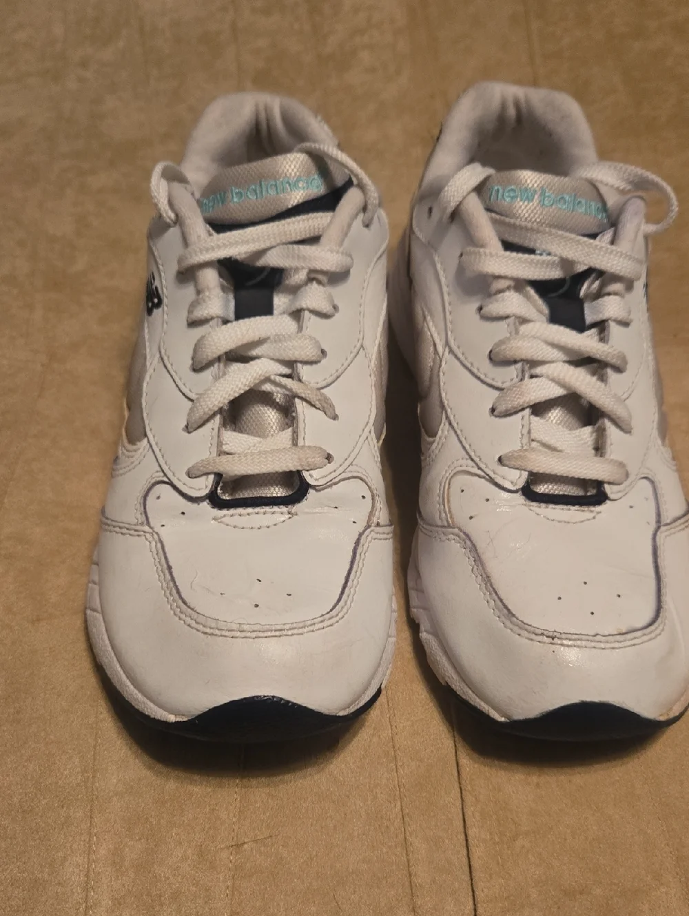 New Balance 554 Womens Sneakers White Size 8.5